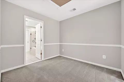 Bedroom - 18733 Falling River Dr, Gaithersburg, MD 20879 photo 3 of 3