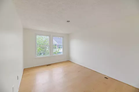 Bedroom - 418 Legato Ter, Silver Spring, MD 20901 photo 5 of 8