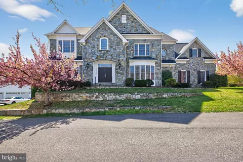 13904 Carlson Farm Dr, Germantown, MD 20874