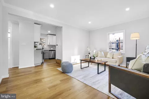 Living - 4305 Garrett Park Rd, Silver Spring, MD 20906 photo 2 of 2