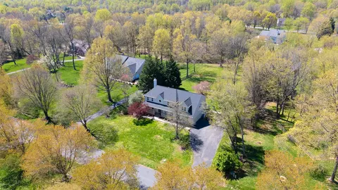 20116 Sweet Meadow Ln, Gaithersburg, MD 20882