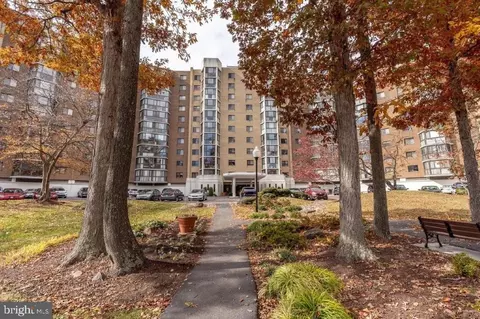 15101 Interlachen Dr #1-124, Silver Spring, MD 20906