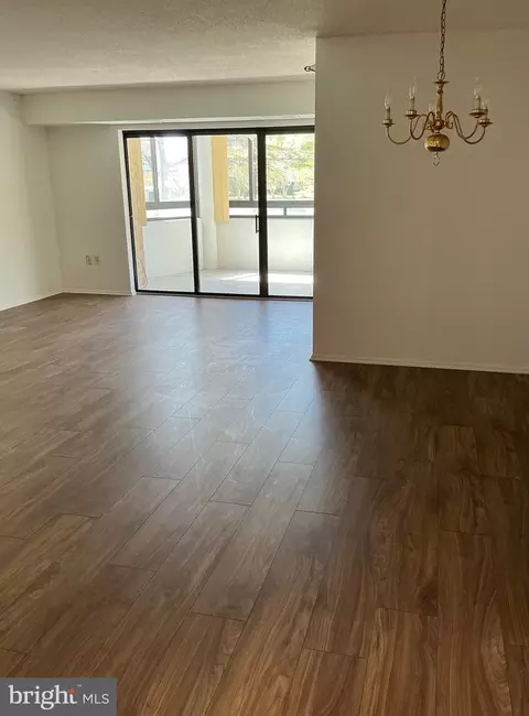 Living - 15101 Interlachen Dr #1-124, Silver Spring, MD 20906 photo 1 of 3