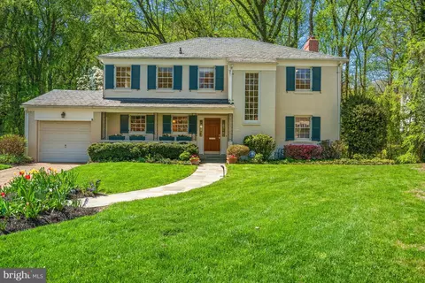 8224 Kerry Ct, Chevy Chase, MD 20815