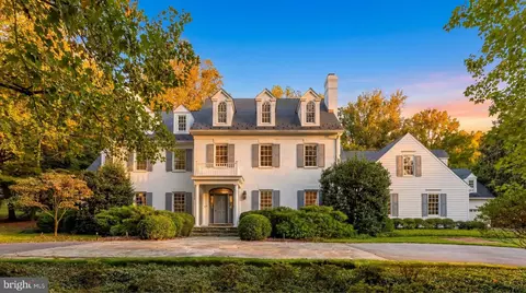 8509 Country Club Dr, Bethesda, MD 20817