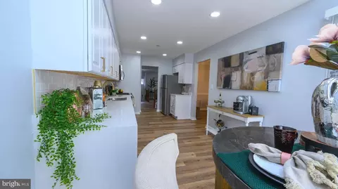 Entry Way - 2832 Strauss Ter, Silver Spring, MD 20904 photo 11 of 25
