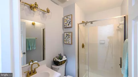 Bath - 2832 Strauss Ter, Silver Spring, MD 20904 photo 7 of 9