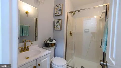Bath - 2832 Strauss Ter, Silver Spring, MD 20904 photo 8 of 9