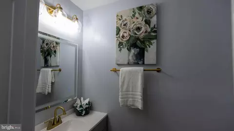 Entry Way - 2832 Strauss Ter, Silver Spring, MD 20904 photo 16 of 25