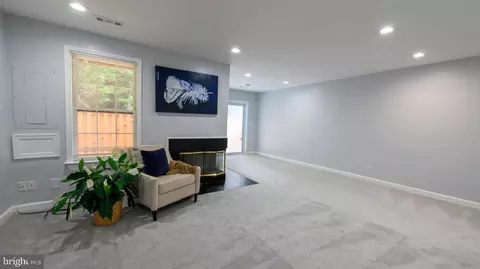 Living - 2832 Strauss Ter, Silver Spring, MD 20904 photo 2 of 4