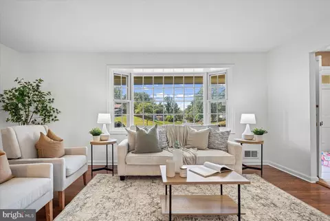 Living - 2300 Musgrove Rd, Silver Spring, MD 20904 photo 2 of 5