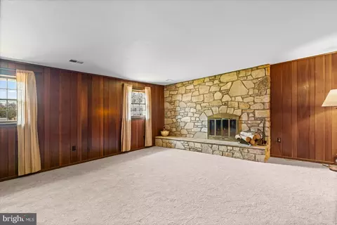Living - 2300 Musgrove Rd, Silver Spring, MD 20904 photo 3 of 5