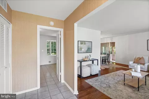 Entry Way - 2300 Musgrove Rd, Silver Spring, MD 20904 photo 2 of 3