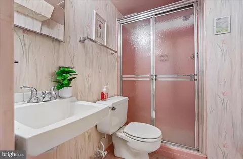 Bath - 2300 Musgrove Rd, Silver Spring, MD 20904 photo 4 of 4