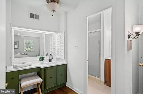 Bath - 2300 Musgrove Rd, Silver Spring, MD 20904 photo 1 of 4