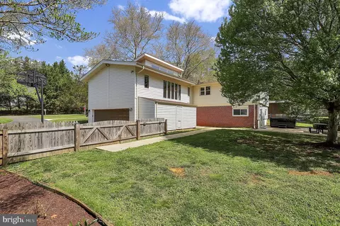 Exterior - 12420 Deoudes Rd, Boyds, MD 20841 photo 9 of 14