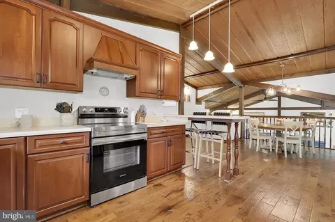 Kitchen - 12420 Deoudes Rd, Boyds, MD 20841 photo 1 of 3