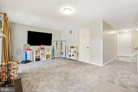 Other - 11230 Watermill Ln, Silver Spring, MD 20902 photo 5 of 6