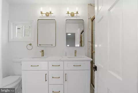 Bath - 311 Ellsworth Dr, Silver Spring, MD 20910 photo 2 of 4