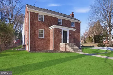 Exterior - 311 Ellsworth Dr, Silver Spring, MD 20910 photo 7 of 7