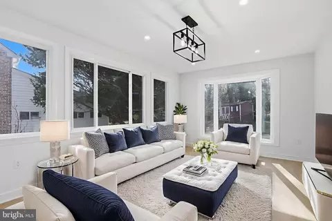 Living - 311 Ellsworth Dr, Silver Spring, MD 20910 photo 5 of 7