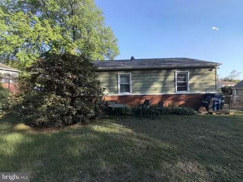 12204 Bluhill Rd, Silver Spring, MD 20902 photo 2