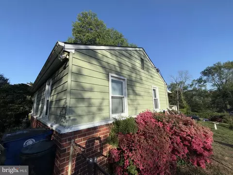 12204 Bluhill Rd, Silver Spring, MD 20902 photo 3