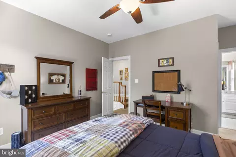 Bedroom - 17516 Ashton Green Dr, Sandy Spring, MD 20860 photo 7 of 14