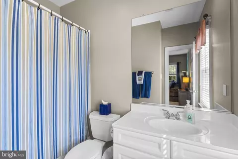Bath - 17516 Ashton Green Dr, Sandy Spring, MD 20860 photo 2 of 4