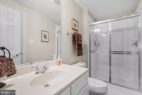 Bath - 17516 Ashton Green Dr, Sandy Spring, MD 20860 photo 4 of 4