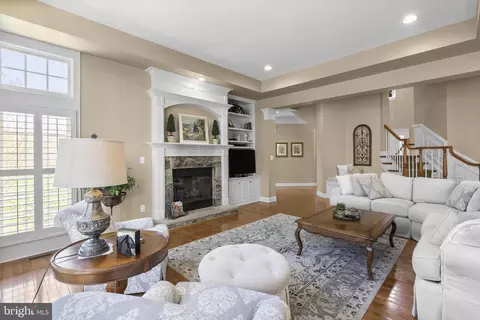 Living - 17516 Ashton Green Dr, Sandy Spring, MD 20860 photo 4 of 5