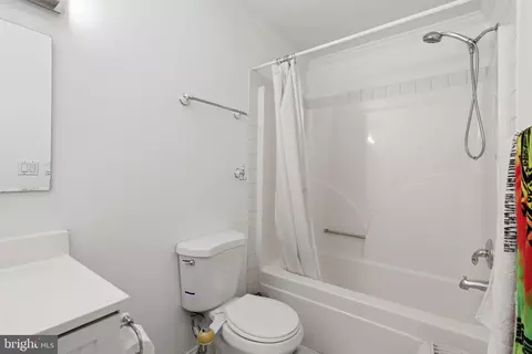 Bath - 904 Milestone Dr, Silver Spring, MD 20904 photo 4 of 5