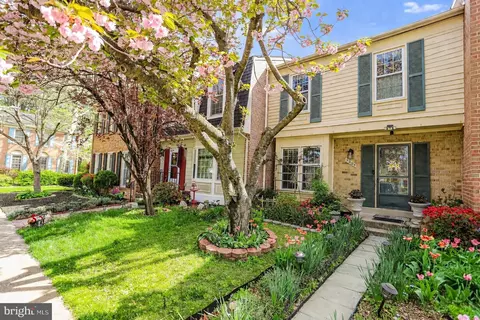 9904 Tambay Ct, Montgomery Village, MD 20886