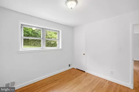 Bedroom - 10207 Brunswick Ave, Silver Spring, MD 20902 photo 6 of 7