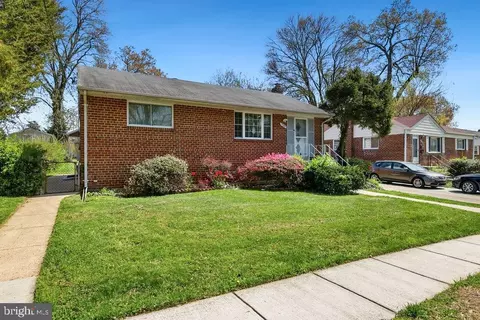 Exterior - 11109 Bucknell Dr, Silver Spring, MD 20902 photo 2 of 12