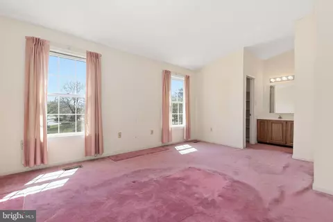 Bedroom - 5 Sonata Ct, Silver Spring, MD 20901 photo 1 of 8