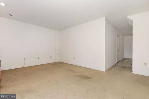Living - 5 Sonata Ct, Silver Spring, MD 20901 photo 9 of 9