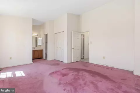 Bedroom - 5 Sonata Ct, Silver Spring, MD 20901 photo 3 of 8