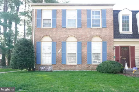 9914 Maple Leaf Dr, Gaithersburg, MD 20886