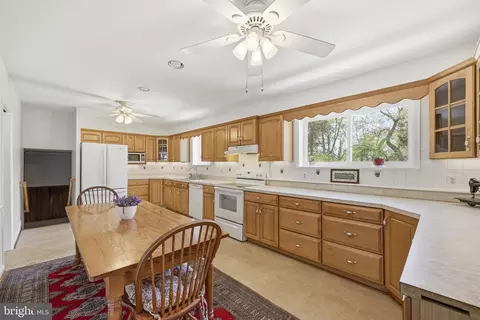 Kitchen - 1814 Marymont Rd, Silver Spring, MD 20906 photo 3 of 4