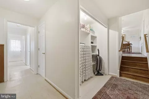 Entry Way - 1814 Marymont Rd, Silver Spring, MD 20906 photo 3 of 4