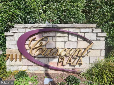 7111 Woodmont Ave #514, Chevy Chase, MD 20815