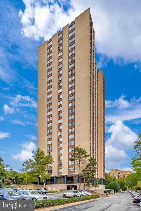 9701 Fields Rd #301, Gaithersburg, MD 20878