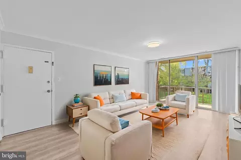 Living - 3970 Bel Pre Rd #3970-4, Silver Spring, MD 20906 photo 2 of 5