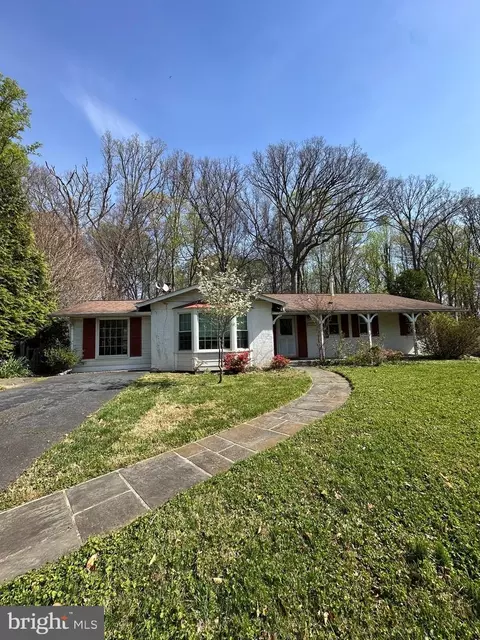 6621 Sulky Ln, Rockville, MD 20852