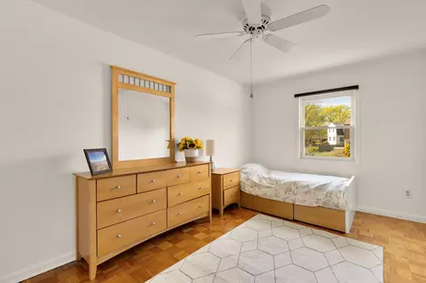 Bedroom - 1005 Ruppert Rd, Silver Spring, MD 20903 photo 3 of 9