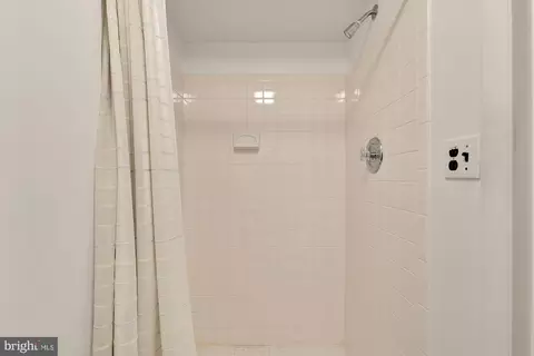 Bath - 1005 Ruppert Rd, Silver Spring, MD 20903 photo 6 of 6