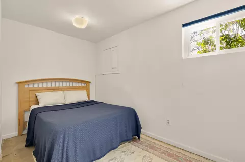 Bedroom - 1005 Ruppert Rd, Silver Spring, MD 20903 photo 8 of 9