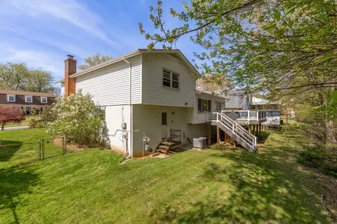 Exterior - 1005 Ruppert Rd, Silver Spring, MD 20903 photo 3 of 10
