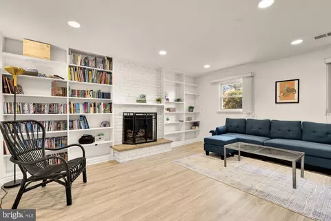 Living - 1005 Ruppert Rd, Silver Spring, MD 20903 photo 6 of 7